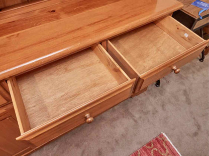 Pine 3  Glass Door 3 Drawer & Lower  3 Door  Hutch
