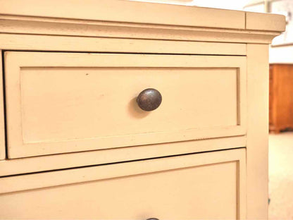 Ethan Allen  Iviory Finish 4 Drawer Chest
