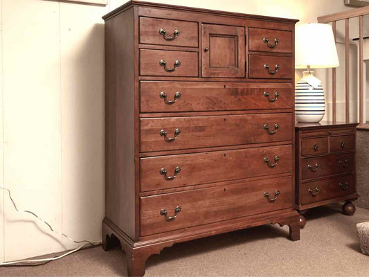 Bob Timberlake  Cherry 8 Drawer 1 Door Chest
