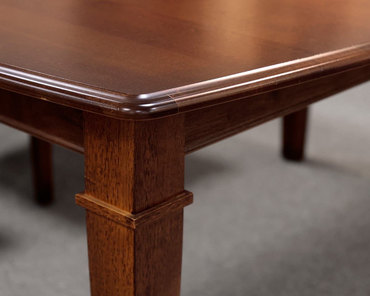 Bassett Dining Dark Mahogany Boat-Shaped Dining Table With 8 Chairs