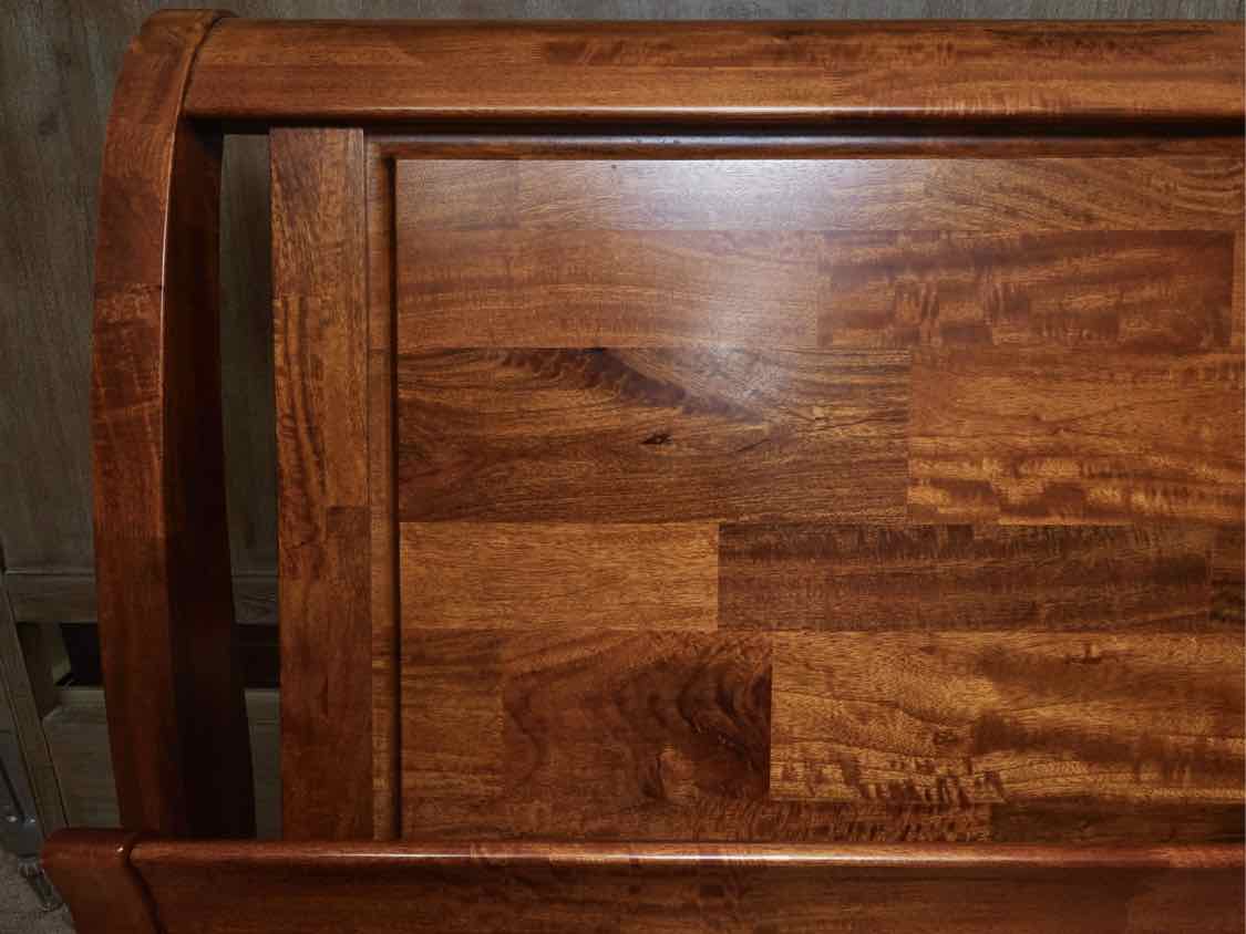 Klaussner Queen Cherry Sleigh Bed