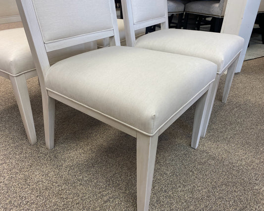 Set of 4 Gat Creek Logan Dining Chairs in Maple with Parchment Finish