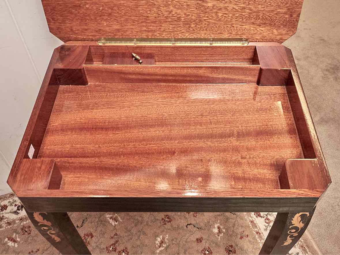 A. Garglulo & Iamuzzi  Green Finish Wood Marguetry Inlaid Music  Box Side Table