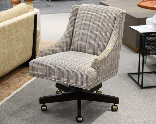 Ethan Allen Ajustable Desk Chair
