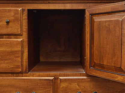 Ethan Allen'Country Crossing' Maple 6 Drawer & 1 Door Dresser