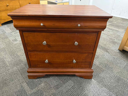 Mastercraft Cherry 3-Drawer Nightstand