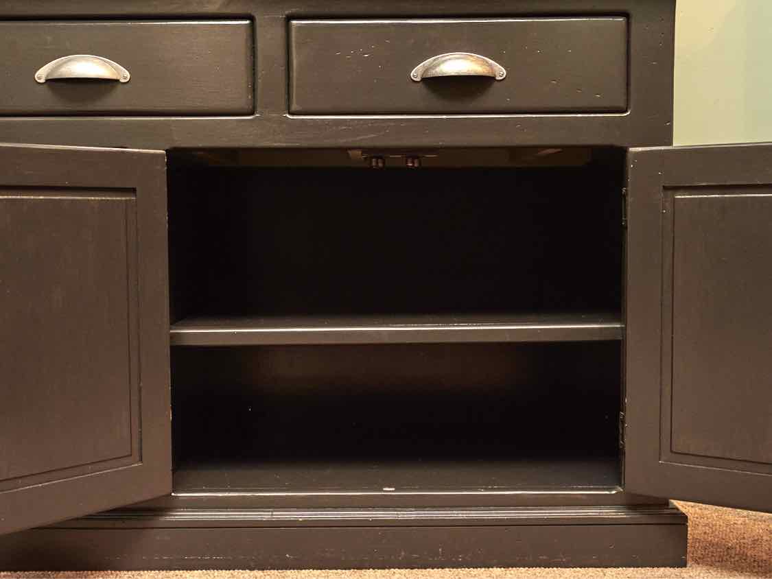 Huntington Furniture 'Antique Olive' Finish 3 Drawer 4 Door Hutch
