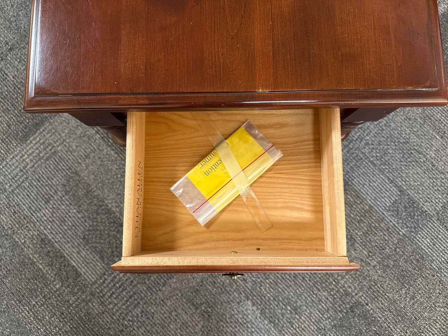 Ethan Allen 'Dawson' Nightstand