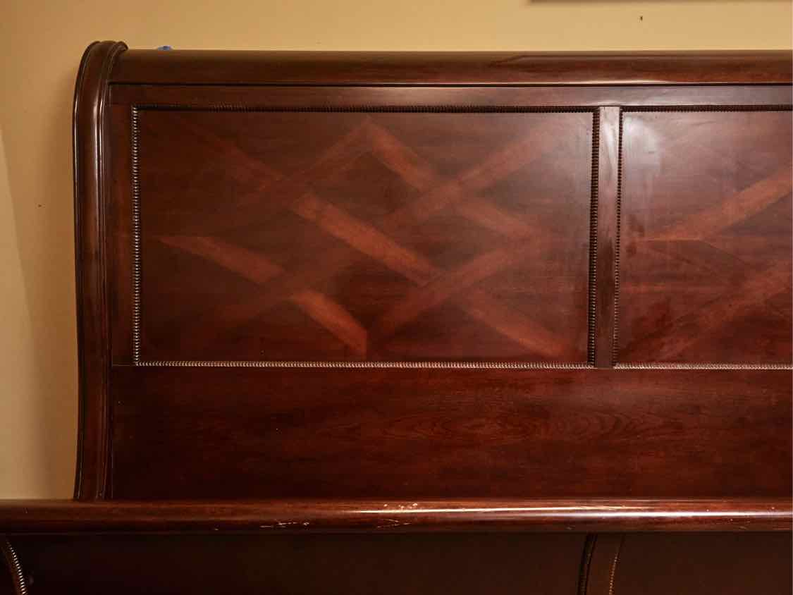 Bassett King Sleigh Bed in Dark Stain Finish