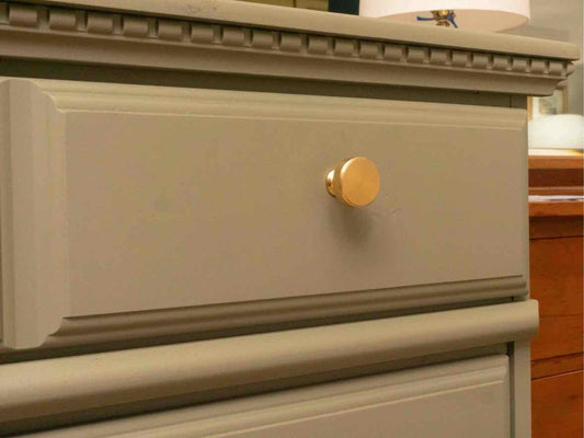 Eucalyptus Green Finish 4 Drawer Chest with Dental Molding Trim