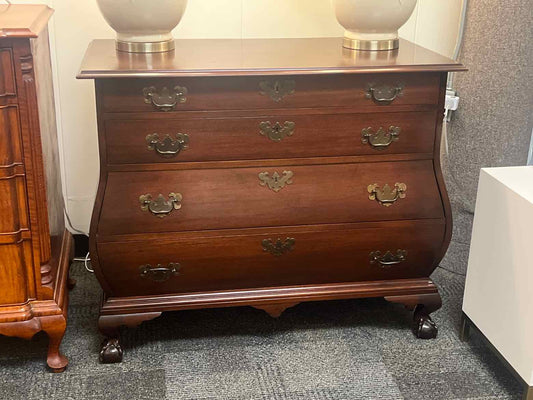 Colonial Manufacturing Co. Vintage Mahogany 4-Drawer Bombay Chest