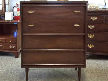 Bassett  Mid Century Modern Mahogany 4 Drawer Chest