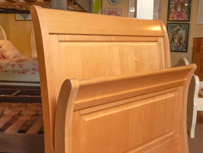 Stanley  Twin Maple Panel Back Sleigh Bed