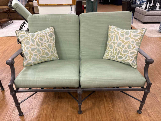 Woodard 'Delphi' Outdoor Set
