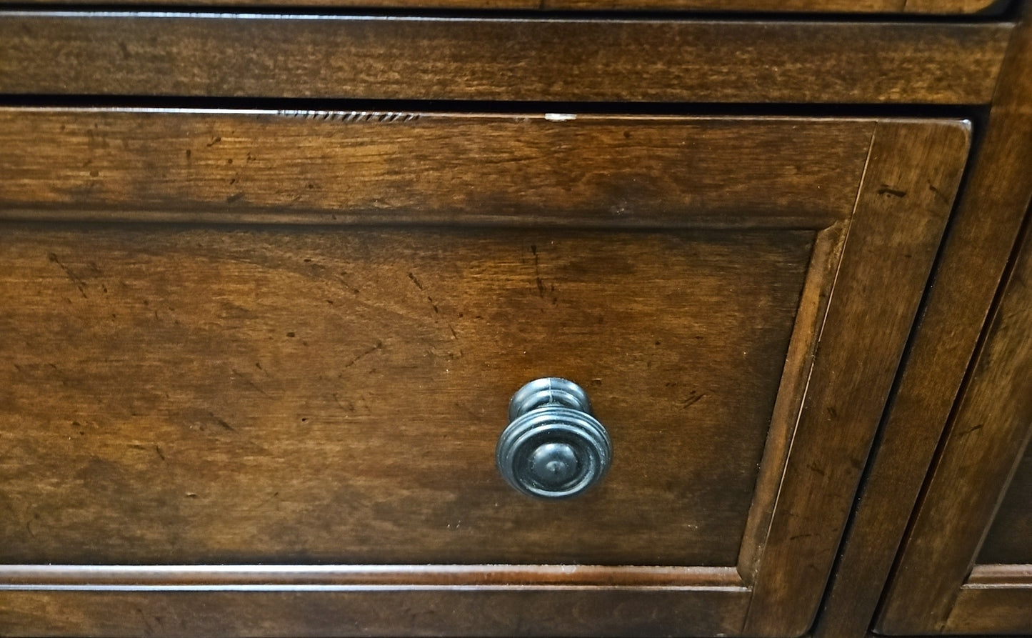 Wendy Bellisimo 6-Drawer Dresser w/ Mirror