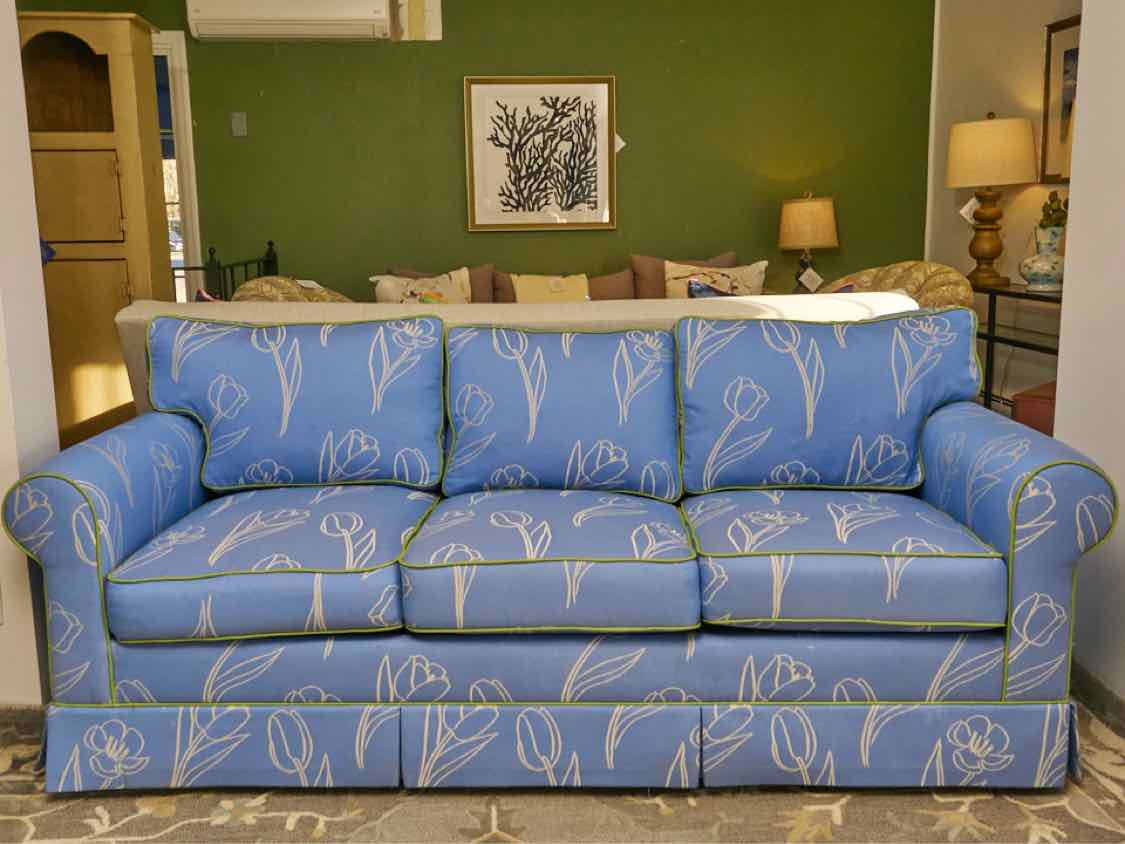 Norwalk  Furniture Sky Blue With Green Piping Upholstered  Queen Sleeper