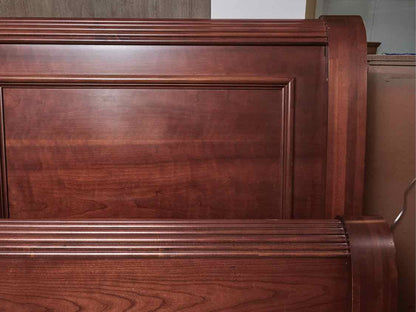 Vaughan Bassett Cherry Finish Sleigh  King Bed Includes Siderails