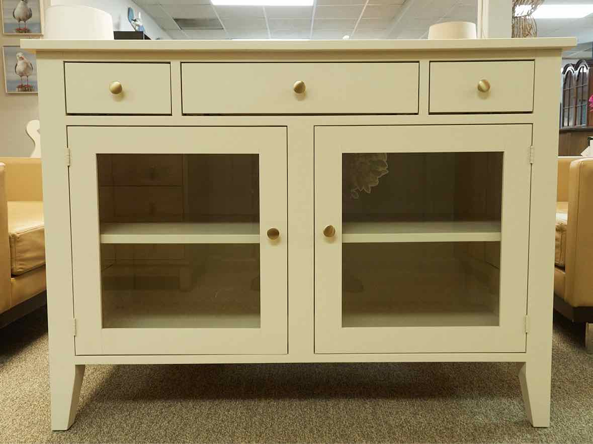 Gat Creek "Huntington" Maple Media Cabinet in Classic Santa Barbara Finish