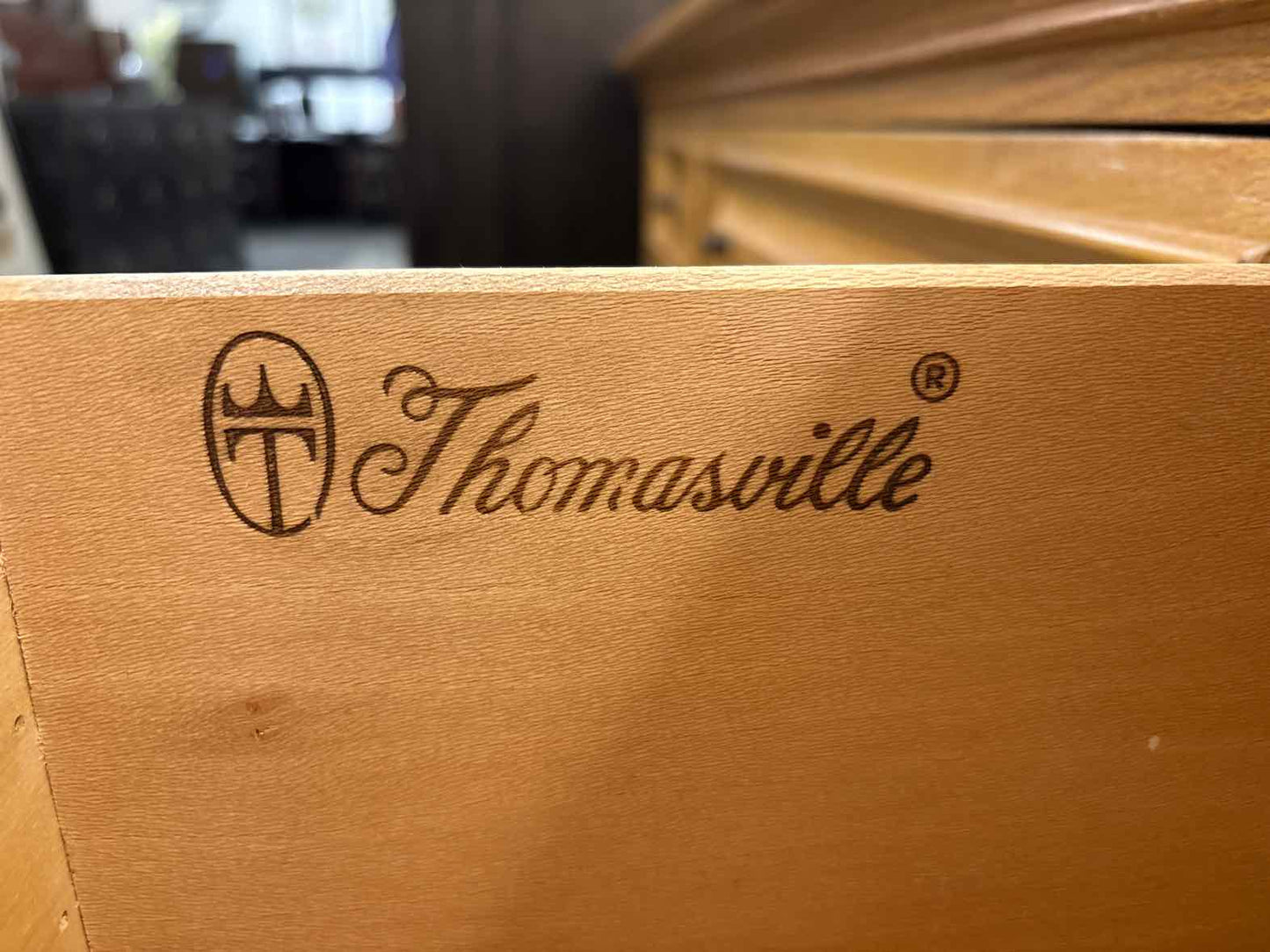 Thomasville 'Eastlake' Washed Oak Triple Dresser & Mirror