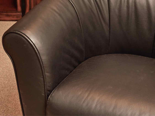Italsofa Black Bonded Leather Swivel Chair