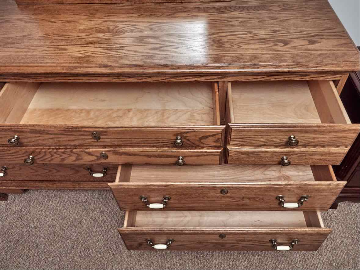 Jamestown Sterling Oak 7 Drawer Dresser with Pediment Mirror