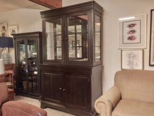Black Finish 2 Glass Door,2 Drawer,2 Door China Cabinet