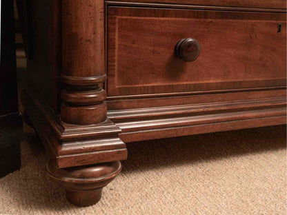 Thomasville 'Fredericksburg Collection' Mahogany Finish Bedside Chest