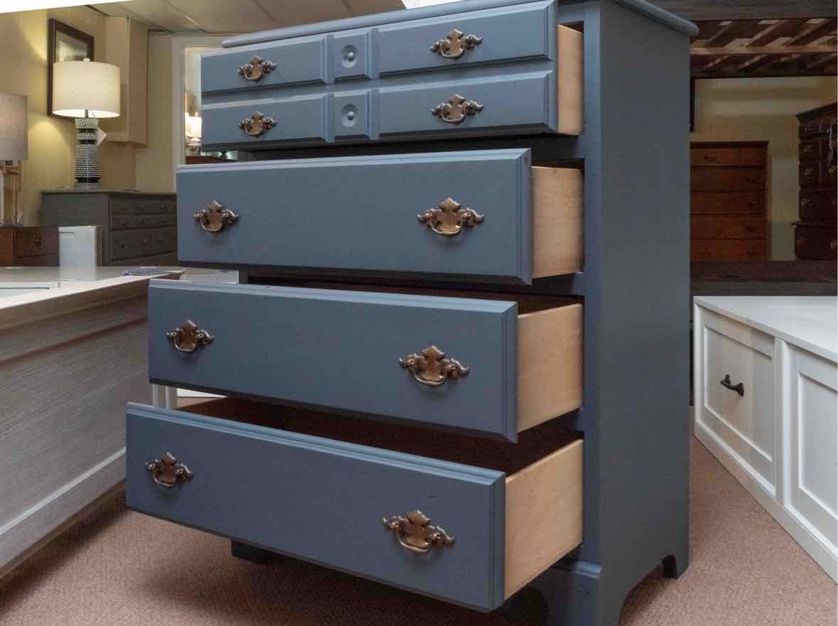 'Blue Sea Tern' Custom Finish 4 Drawer Chest