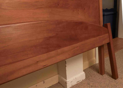 Pompanoosuc Mills Natural Cherry  Queen Bed