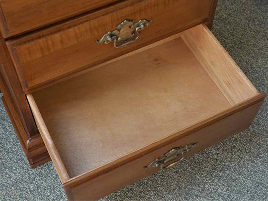 Young Hinkle Maple 3 Drawer  Nightstand