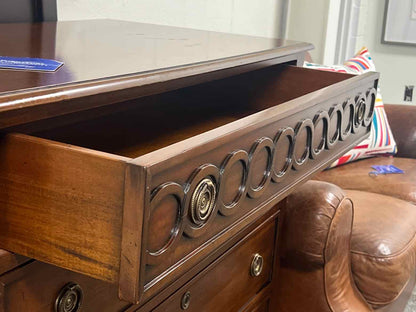 Federal Style 4-Drawer Bachelor's Chest