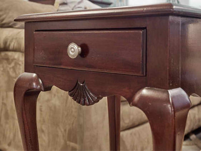 Pair of Solid Tradtional 1 Drawer  Nightstands