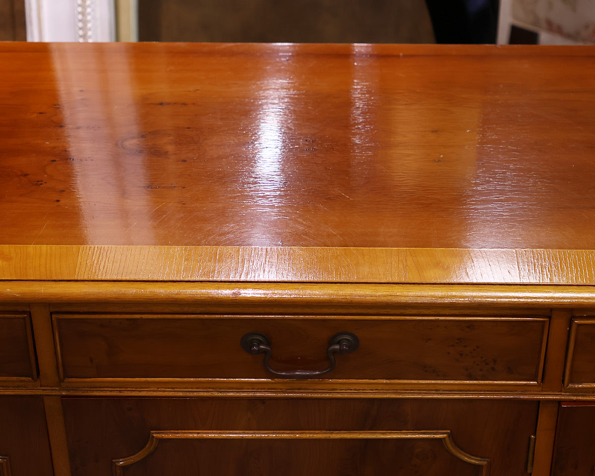 Credenza