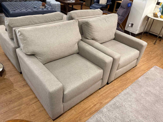 Pair of Universal 'Hunter' Chairs