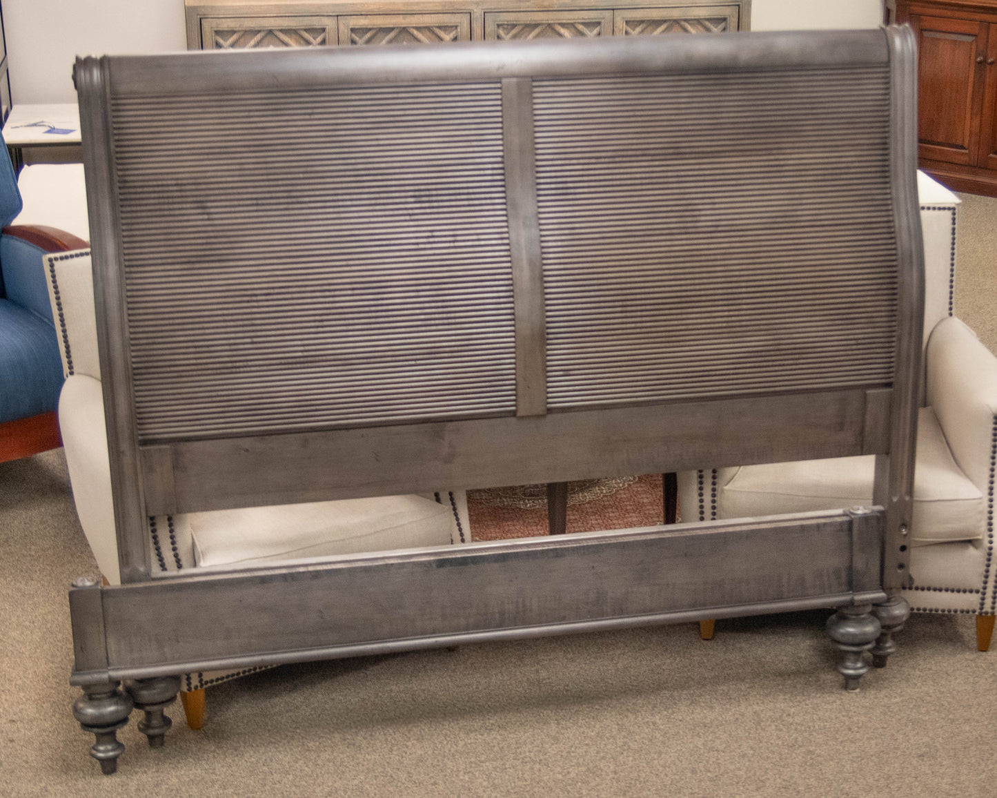 Ethan Allen 'Kingston' Queen Sleigh Bed