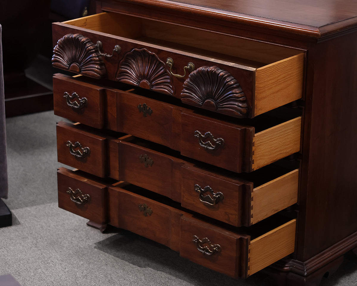 Thomasville Mahogany 4 Drawer Accent Chest