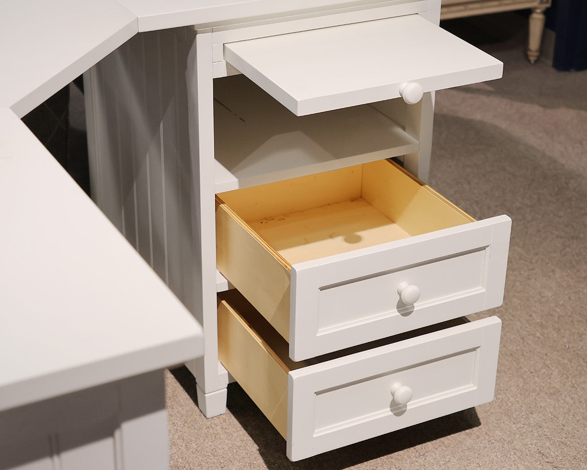 Pottery Barn White Corner Desk. 2 Pullout Shelves/2 Drawers