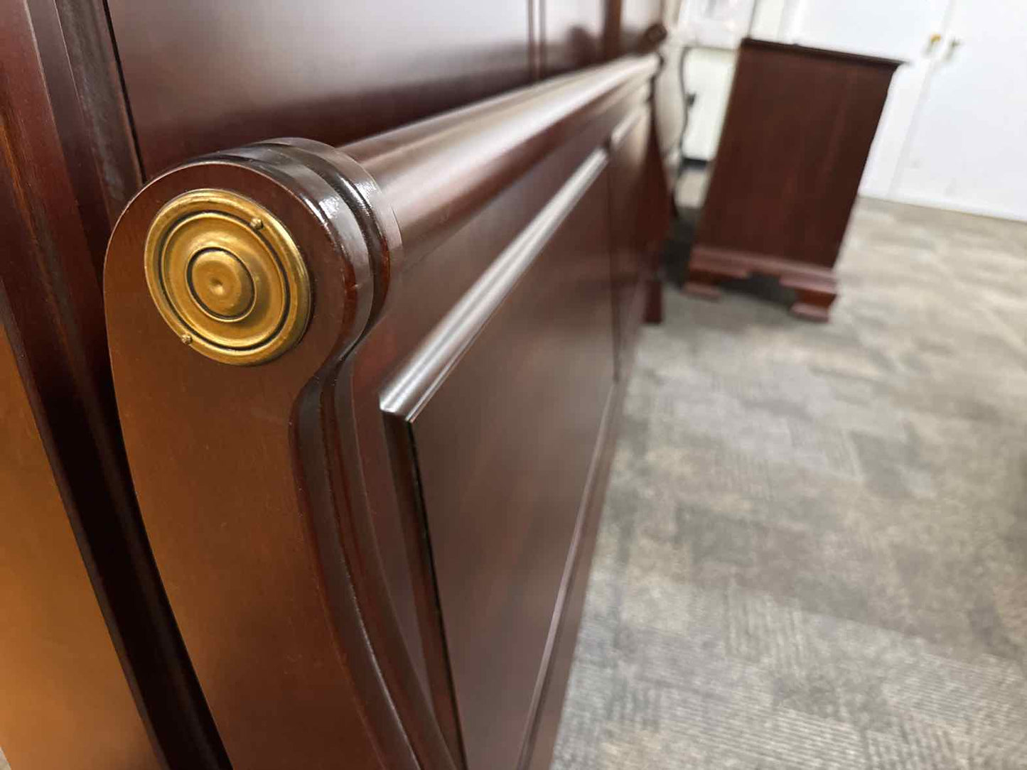 Kincaid Cherry King Bed