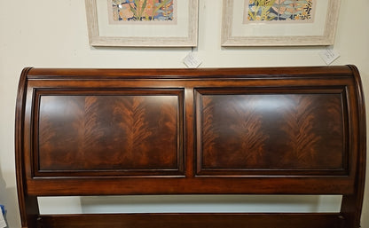 Ethan Allen Newport 'Somerset' King Sleigh Bed