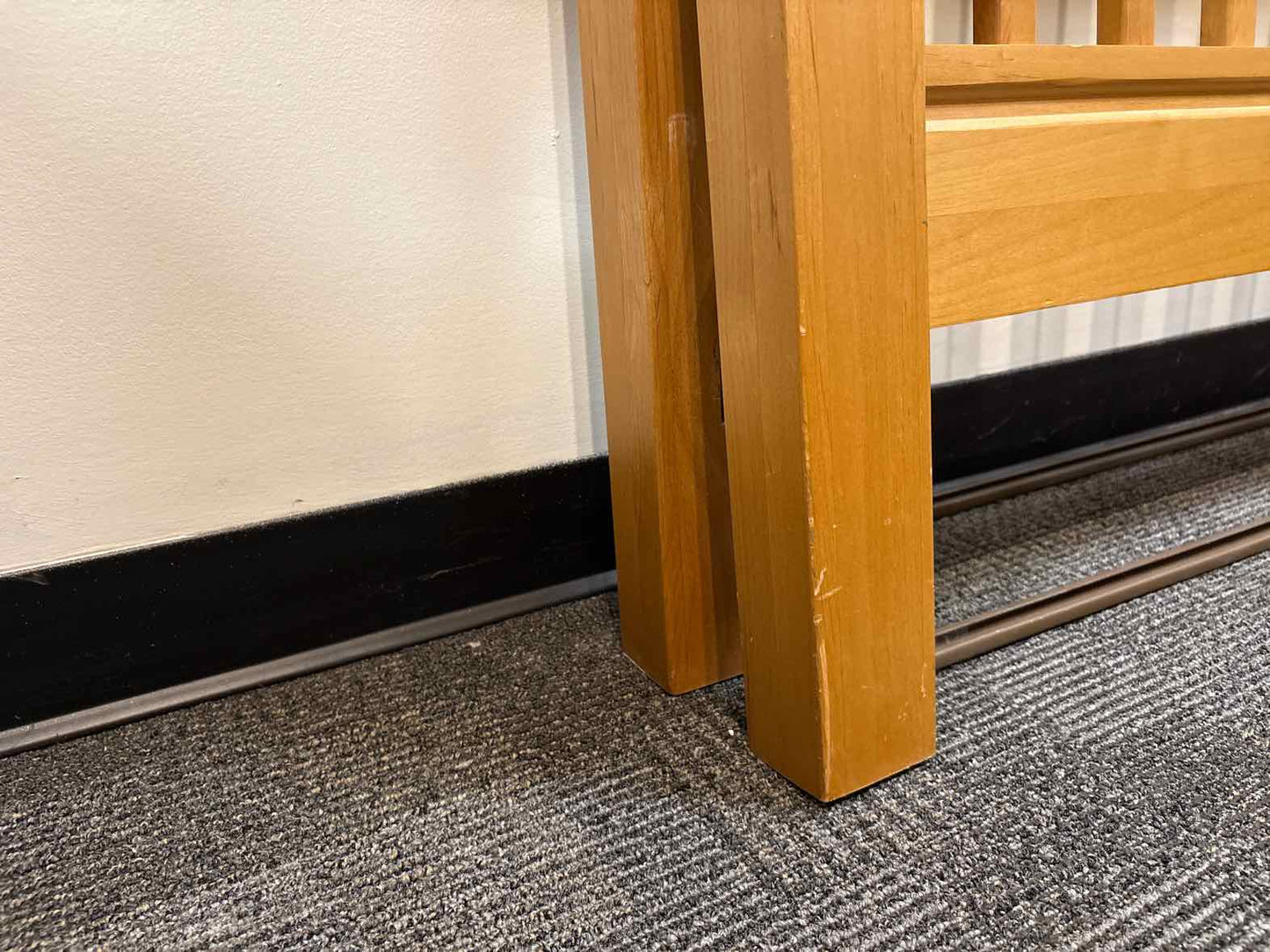 Maple Queen Bed