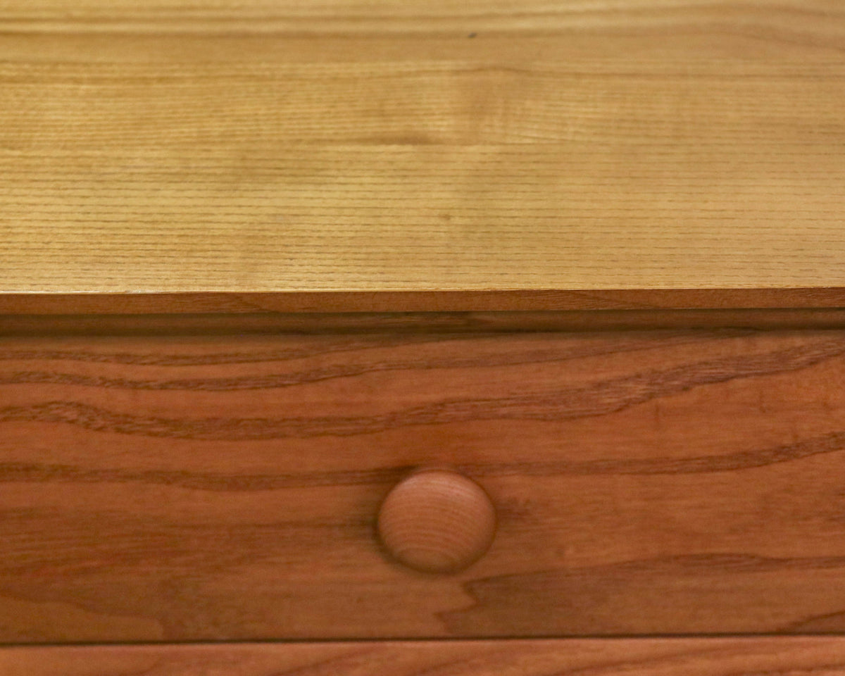 Vermont Tubbs Pair of  Nightstands (3 drawer) in Oak