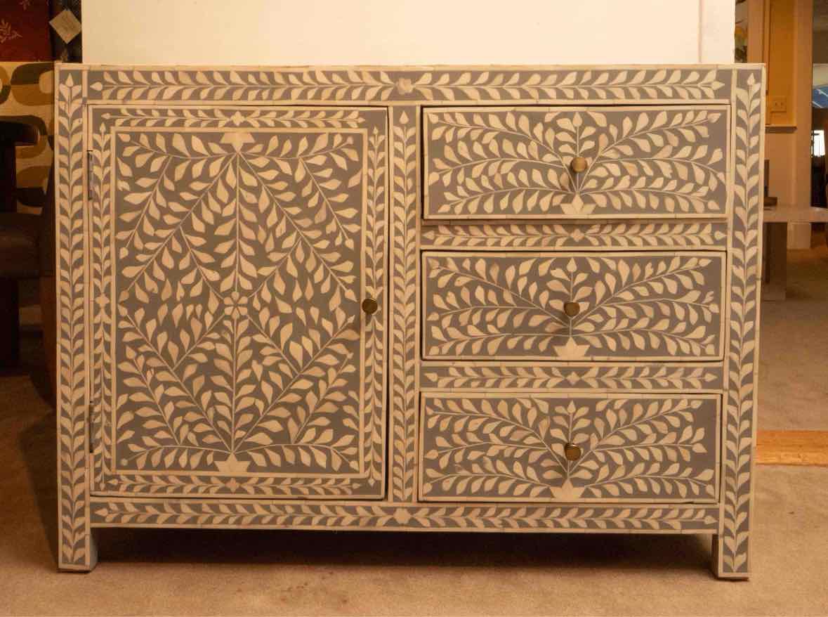 Boston Interiors  Dove Gray With Ivory Bone Inlay 1 Door & 3 Drawer Chest