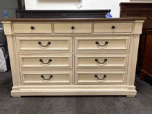 Distressed 9-Drawer Dresser in Off-White