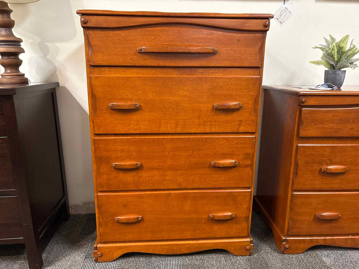 French & Heald Rock Maple 4-Drawer Chest