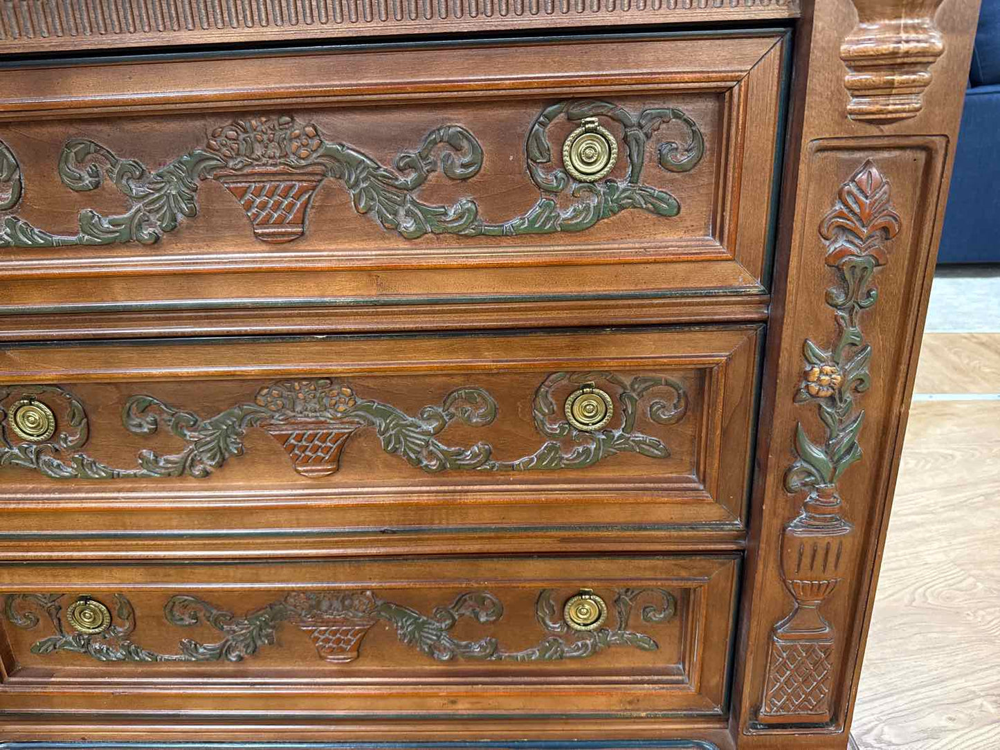 Pulaski Marble Top 3-Drawer Bachelor Chest