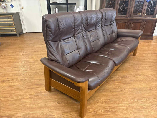 Ekornes Stressless 'Buckingham' Recliner Leather Sofa