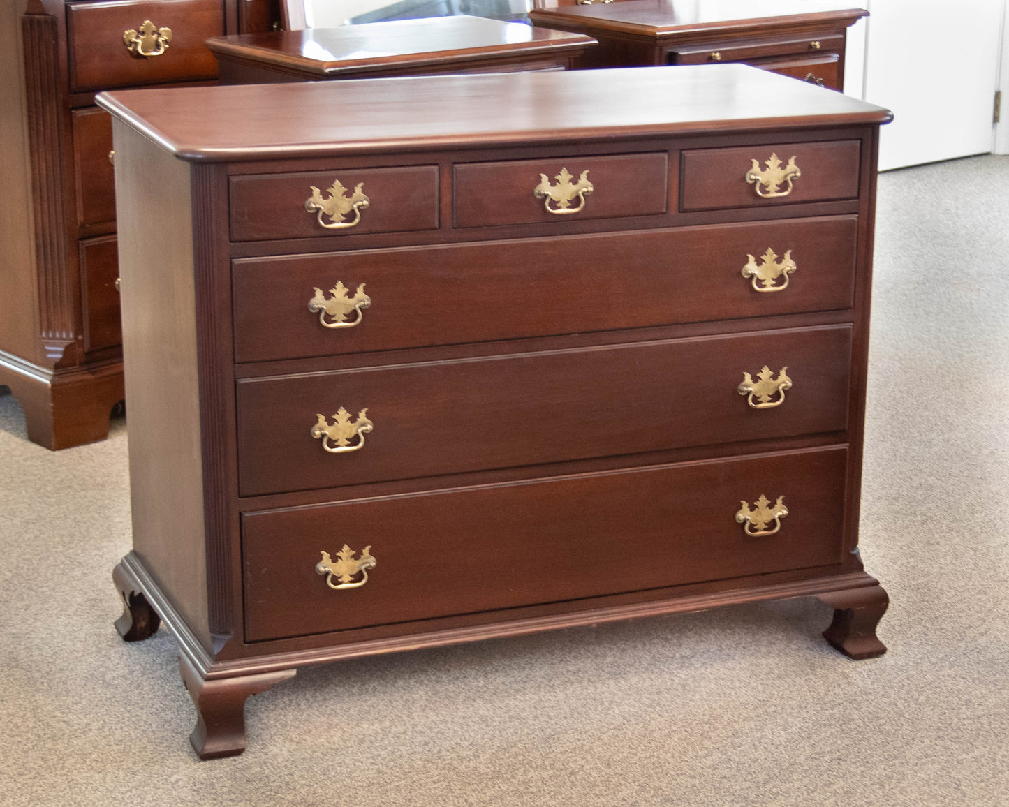 Drexel Solid Mahogany 6 Drawer  Dresser with Brass Chippendale Handles