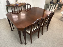 Grand Rapids Mahogany Dining Table & Set of Four Wheatsheaf Back Dining Chairs