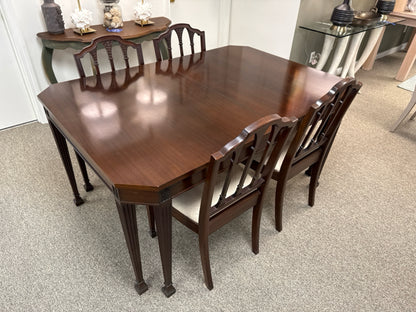 Grand Rapids Mahogany Dining Table & Set of Four Wheatsheaf Back Dining Chairs