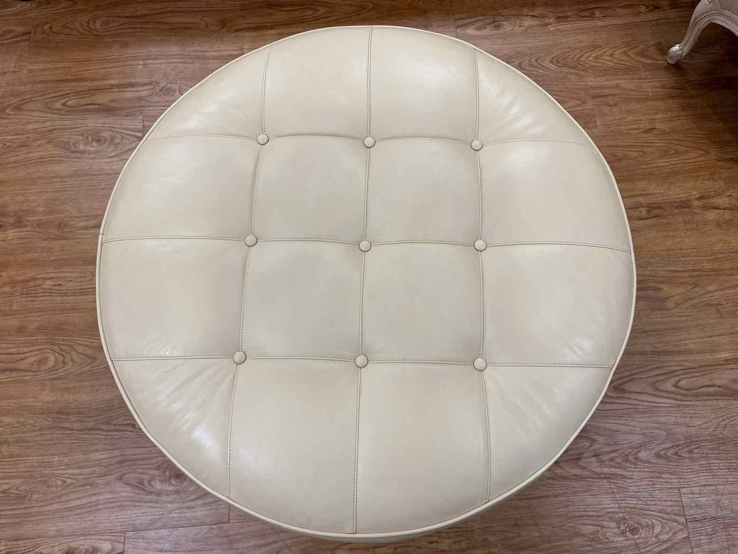 Ethan Allen 'Nassau' Ottoman